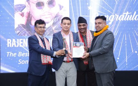 काठमांडू. मीडिया व्यक्तित्व और विश्व प्रसिद्ध संगीत वीडियो निर्देशक राजेंद्र लुइटेल (राज) ने नेपाल में आयोजित एक भव्य समारोह में इस वर्ष का सर्वश्रेष्ठ संगीत वीडियो निर्देशक पुरस्कार जीता है।