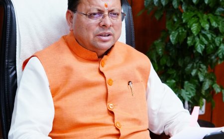 CM धामी ने सचिवालय में लोक निर्माण विभाग की गेम चेंजर योजनाओं की समीक्षा बैठक की