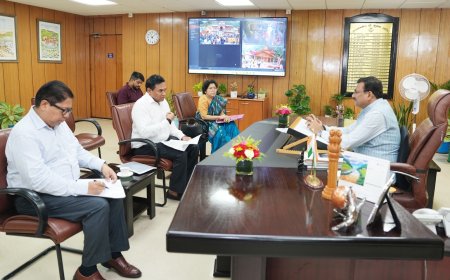 मुख्य सचिव ने की प्रदेश के अस्पतालों के सुदृढ़ीकरण के सम्बन्ध में स्वास्थ्य विभाग के अधिकारियों के साथ बैठक