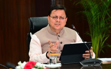 फर्जी राशन कार्ड, आधार कार्ड, वोटर कार्ड, आयुष्मान कार्ड को लेकर मुख्यमंत्री धामी द्वारा सभी जिलाधिकारियों को स्पष्ट निर्देश