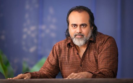 भीतर की गुलामी से छूट जाना ही वास्तविक स्वतंत्रता है - Acharya Prashant