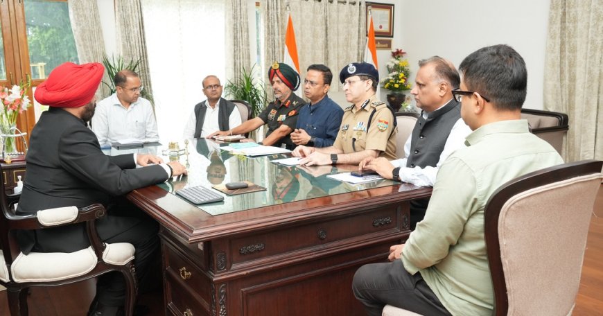 राज्यपाल लेफ्टिनेंट जनरल गुरमीत सिंह ने राहत एवं बचाव कार्यों की अद्यतन जानकारी प्राप्त की