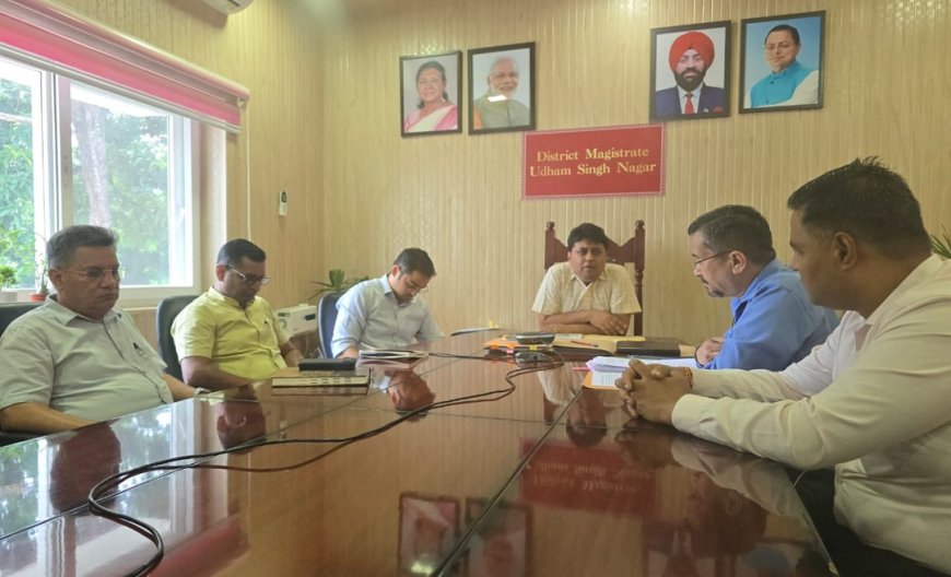 उत्तर प्रदेश से जनपद मेें कुक्कुट, पक्षियों, कुक्कुट मांस, अण्डा आदि परिवहन कर लाये जाने पर एक सप्ताह की अवधि तक रोक