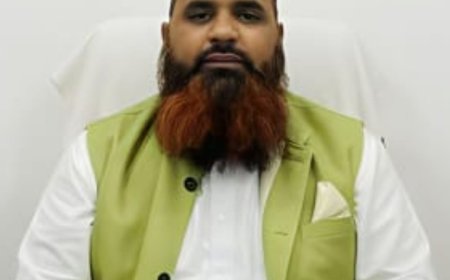 गदरपुर: बाढ़ पीड़ितों की मदद को आगे आए समाजसेवी लाल मुहम्मद बादशाह