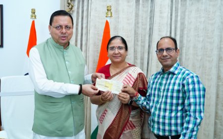 मुख्यमंत्री श्री पुष्कर सिंह धामी से मुख्यमंत्री आवास में आज दून विश्वविद्यालय की कुलपति प्रो. सुरेखा डंगवाल ने शिष्टाचार भेंट की