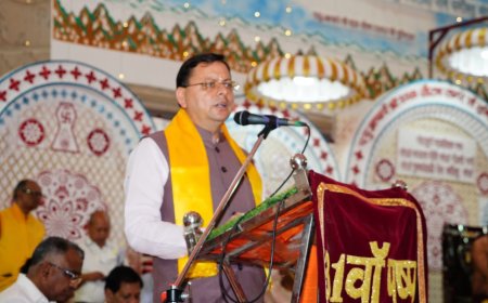 मुख्यमंत्री धामी ने श्री दिगम्बर जैन पंचायती मंदिर में आयोजित जैन समाज सम्मेलन में प्रतिभाग किया