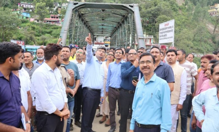 थराली में आपदा प्रभावित क्षेत्रों के लिए भारत सरकार की अंतरमंत्रालयीय टीम ने हवाई सर्वे कर किया विस्तृत सर्वेक्षण