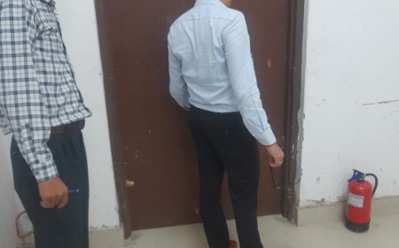 उप जिला निर्वाचन अधिकारी ने किया ईवीएम वेयर हाउस का निरीक्षण