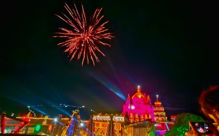 खंडोबा देवता के दशहरा उत्सव में पारंपरिक कसरत का आयोजन