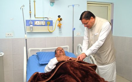 मुख्यमंत्री धामी ने अस्पताल में भर्ती गंगोलीहाट के विधायक श्री फकीर राम से मुलाकात की