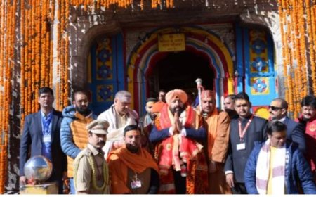 राज्यपाल ने किए बाबा केदार के दर्शन