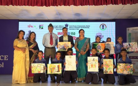 सरदार पटेल की 150वीं जयंती पर चित्र प्रदर्शनी की शुरुआत, एकता गीत लॉन्च