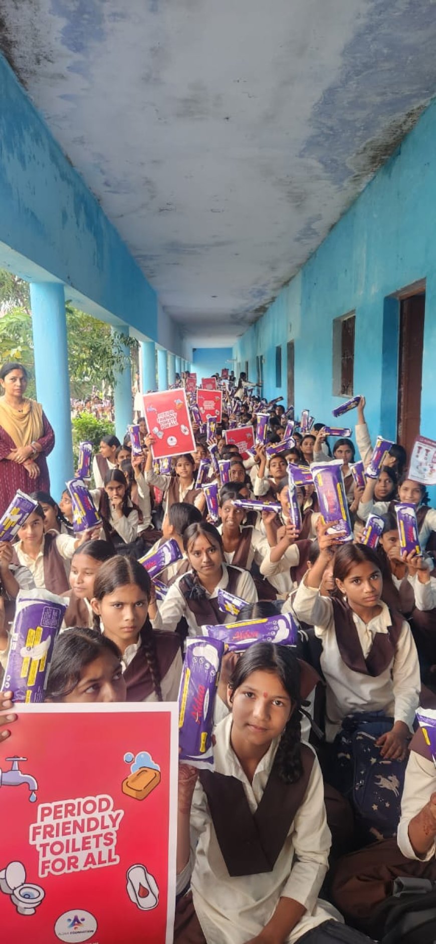 बौक्सा जनजाति कृषक इंटर कॉलेज में एल्डा फाउंडेशन का जागरूकता सत्र