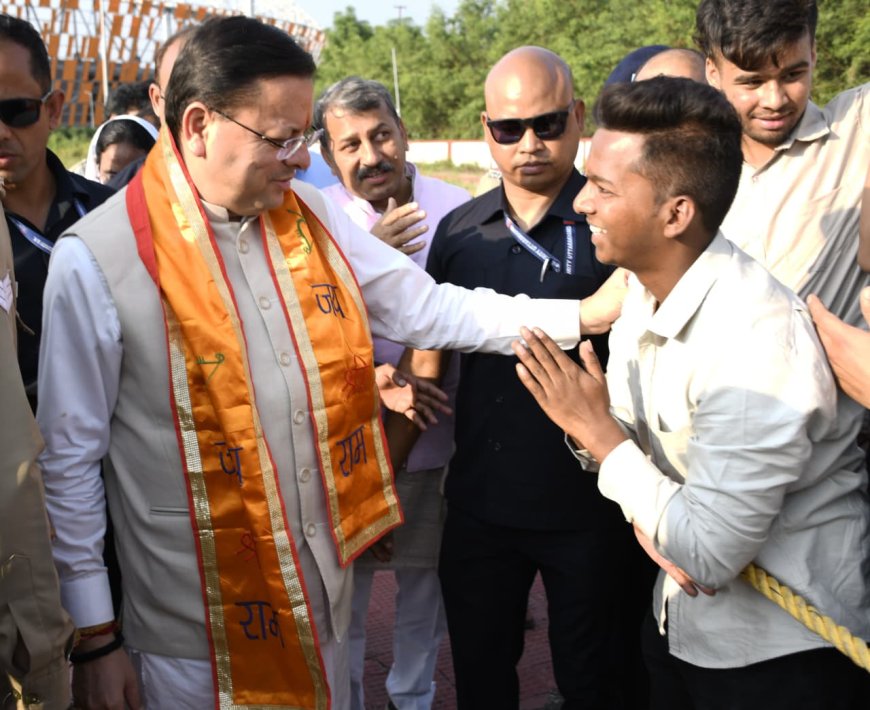 मुख्यमंत्री श्री पुष्कर सिंह धामी ने सर्किट हाउस, हल्द्वानी में जनता से मुलाकात कर सुनी जनसमस्याएँ