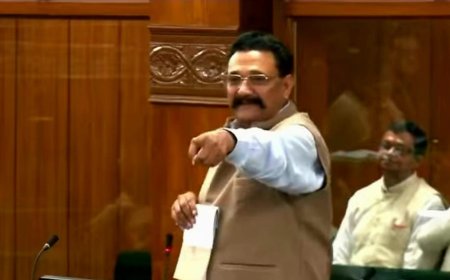 राष्ट्रपति ने नैनीताल राजभवन की स्थापना के 125 वर्ष पूर्ण होने के उपलक्ष्य में आयोजित कार्यक्रम की शोभा बढ़ाई