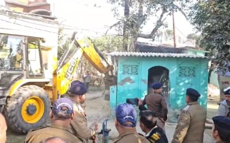 हरिद्वार जिले में एक और अवैध मजार धामी सरकार ने ध्वस्त की