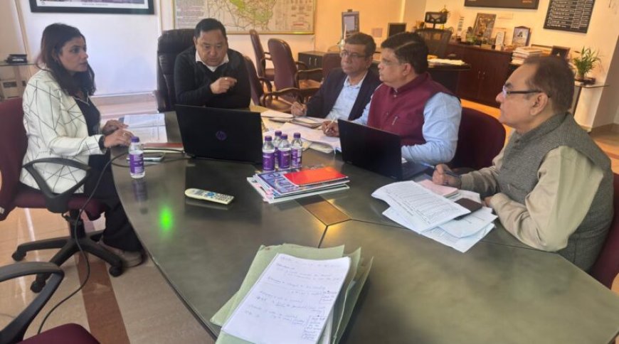 सीमान्त गाँवों के विकास एवं पलायन रोकथाम हेतु ठोस कार्ययोजना तैयार करने के निर्देश