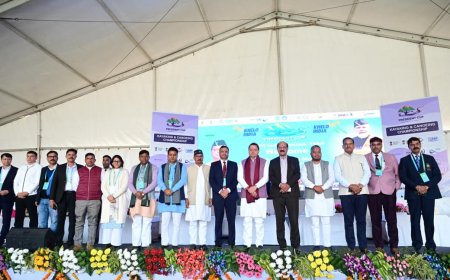 टिहरी झील में  ‘इंटरनेशनल प्रेसिडेंट कप-2025’ व ‘चतुर्थ टिहरी वाटर स्पोर्ट्स कप-2025’   का  भव्य समापन — मुख्यमंत्री पुष्कर सिंह धामी पहुंचे समापन समारोह में