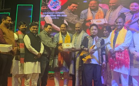 उधम सिंह नगर कार्निवाल सरस आजीविका मेला 2026 : नौवें दिवस की बॉलीवुड संध्या में पवनदीप राजन ने बिखेरा सुरों का जादू