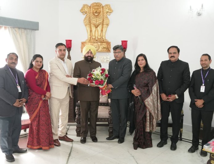 राज्यपाल से उत्तराखण्ड लोक सेवा आयोग ने प्रस्तुत किया वार्षिक प्रतिवेदन