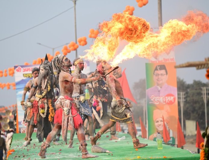 उधमसिंह नगर कार्निवाल सरस आजीविका मेला-2026 का किया शुभारम्भ