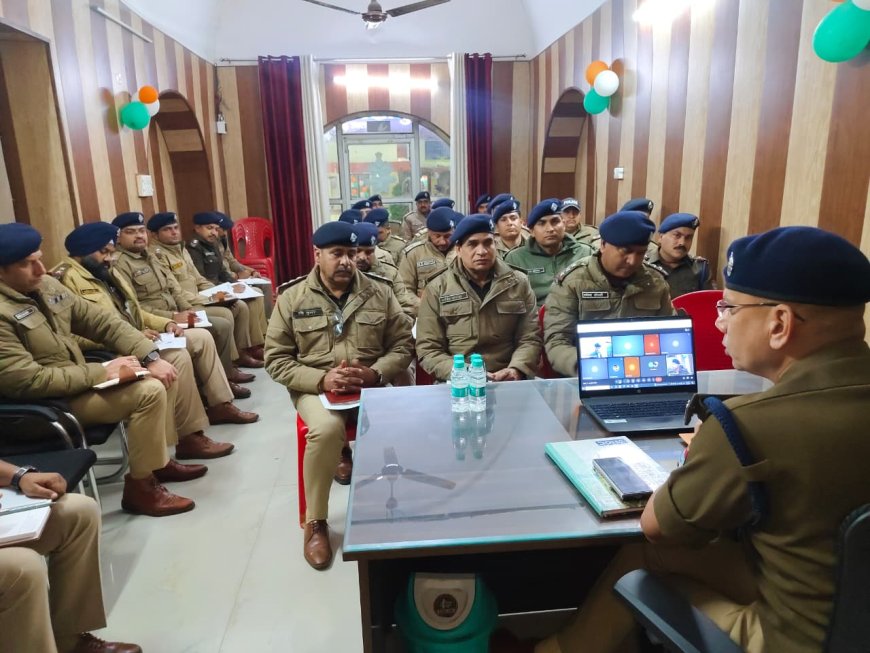 देर रात एसएसपी मणिकांत मिश्रा ने कोतवाली काशीपुर में की सख्त समीक्षा बैठक, कानून-व्यवस्था को लेकर दिए स्पष्ट निर्देश