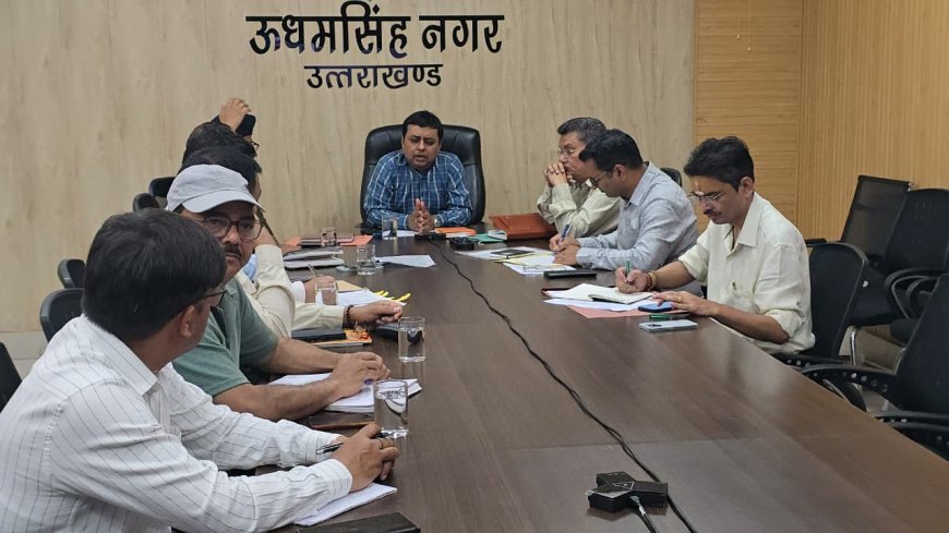 रुद्रपुर में गैस कालाबाजारी पर सख्त कार्रवाई के निर्देश, अफवाहों पर ध्यान न देने की अपील