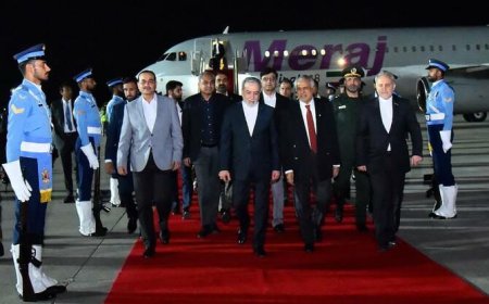 Iran FM Abbas Araghchi Lands in Islamabad with Delegation Amid Renewed Peace Push