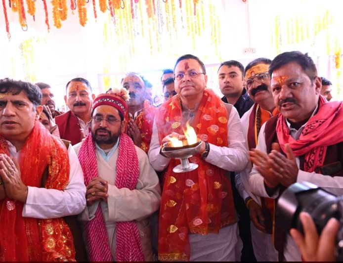 गंगोत्री और यमुनोत्री धाम के कपाट श्रद्धालुओं के लिए खुले