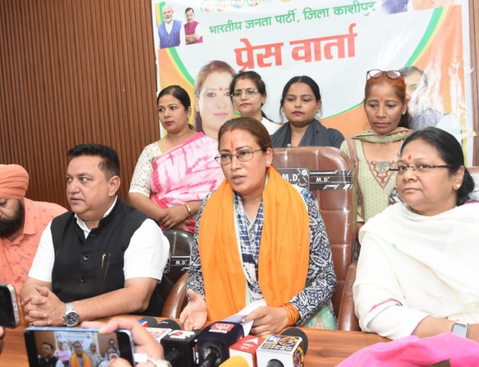 महिला आरक्षण पर विरोध करने वालों को जनता सिखाएगी सबक : रेखा आर्या