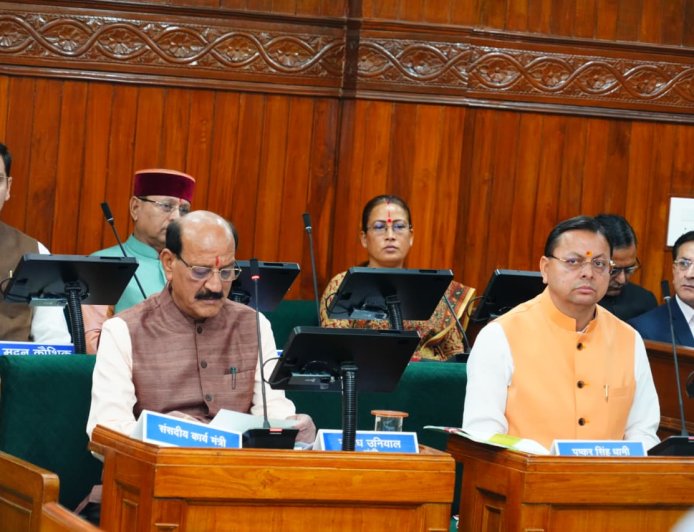 मुख्यमंत्री पुष्कर सिंह धामी बोले, महिला सशक्तिकरण के प्रयासों पर न हो किसी भी प्रकार की राजनीति