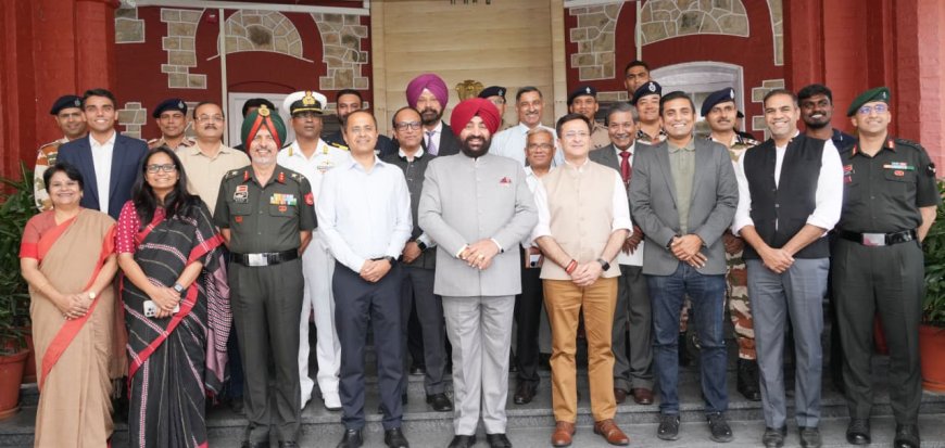 राज्यपाल के समक्ष काउंटर ड्रोन तकनीक का प्रदर्शन