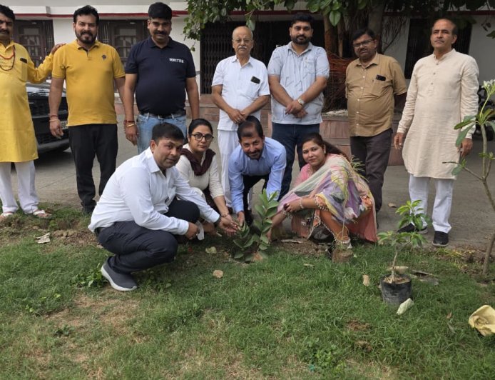 विश्व पर्यावरण दिवस पर भारत विकास परिषद ने किया वृक्षारोपण