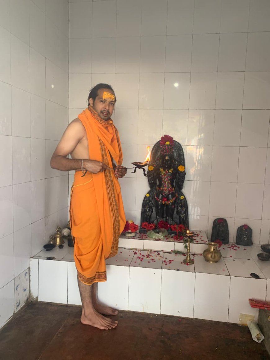 बॉलीवुड से देवभूमि तक: भारत के सबसे युवा प्रोड्यूसर कार्तिक पालीवाल बने ऐतिहासिक आदित्य मंदिर के मुख्य पुजारी