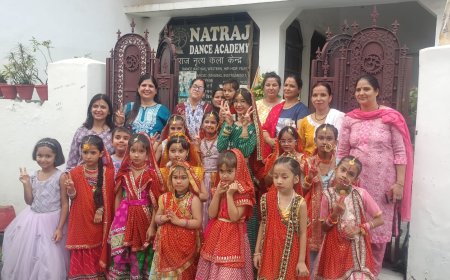 हरेला पर्व पर नटराज डांस एकेडमी में पौधरोपण, पर्यावरण संरक्षण का दिया संदेश
