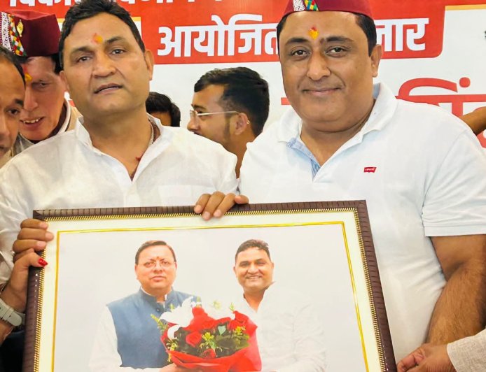 शहरी विकास मंत्री राम सिंह कैड़ा से पालिकाध्यक्ष मनोज गुम्बर 'मिंटू' की शिष्टाचार भेंट, गदरपुर के विकास कार्यों पर हुई विस्तृत चर्चा