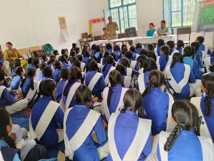 उधम सिंह नगर में छात्राओं को गुड टच-बैड टच और साइबर सुरक्षा के प्रति किया गया जागरूक