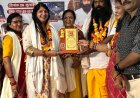 अखिल भारतीय कवि सम्मेलन में हल्द्वानी की वंदना शर्मा ने बिखेरा राष्ट्रभक्ति का ओज, 'चार सौ वर्षों की प्रतीक्षा' पर आधारित कविता ने जीता दिल