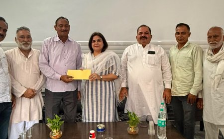 शहीदी दिवस पर शिल्पी अरोरा ने कंबोज धर्मशाला को दी सहायता राशि