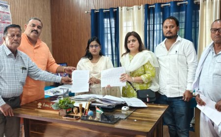 गदरपुर में मतदाता सूची से नाम काटने की साजिश का आरोप, महिला कांग्रेस ने तहसीलदार को सौंपा ज्ञापन