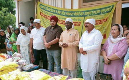 विभाजन विभीषिका 1947 में शहीद लाखों लोगों की स्मृति में किया 50 परिवारों को खाद्य सामग्री का वितरण