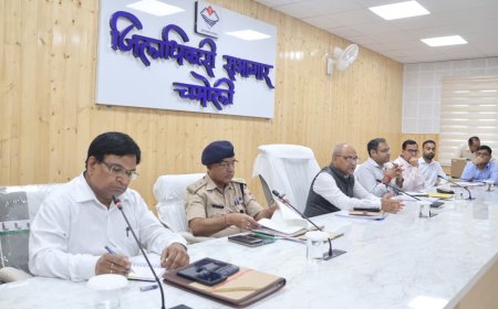 टनल रेस्क्यू में तेजी और बेहतर समन्वय पर जोर, आयुक्त ने श्रमिक हितों की भी ली जानकारी