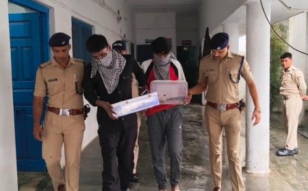 एसएसपी अजय गणपति के निर्देशन में जुलूस में हथियार लहराकर दहशत फैलाने वालों पर लगातार कस रहा है कड़ा शिकंजा