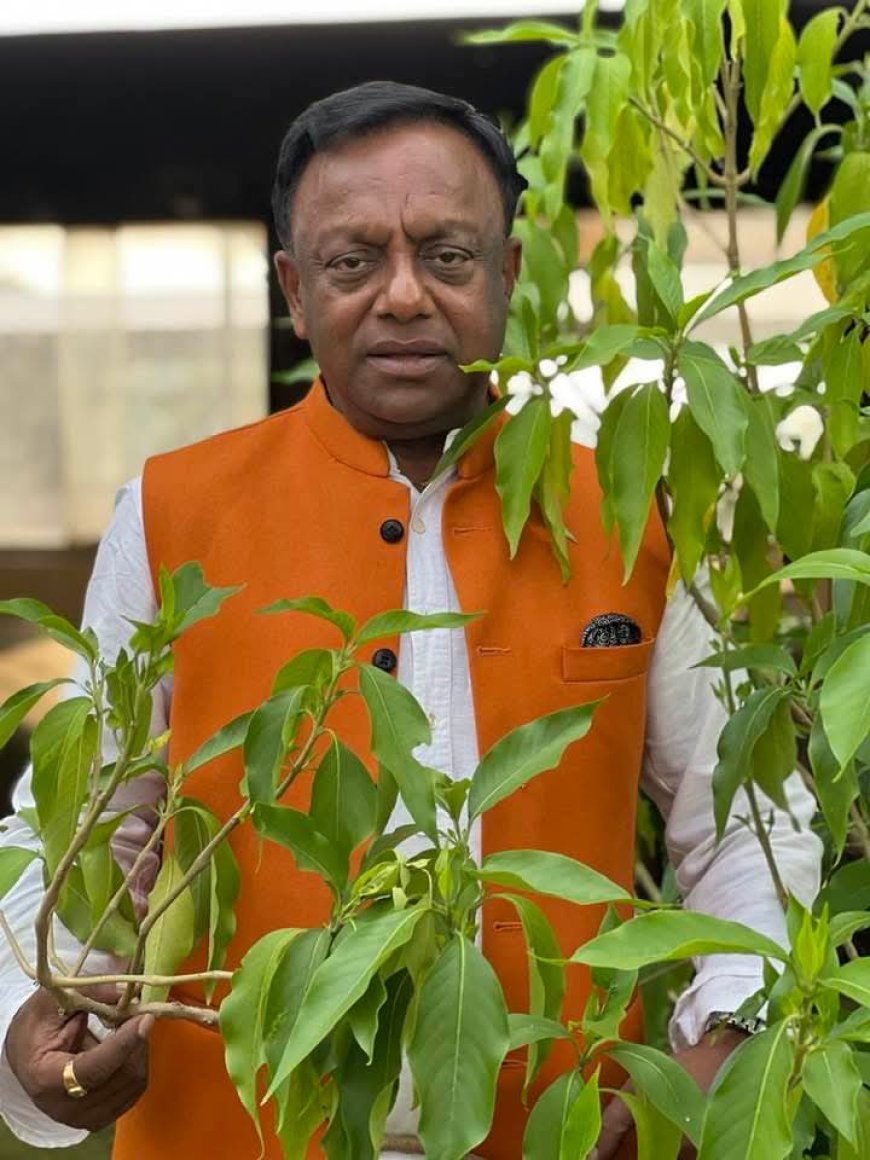 गमगीन माहौल में राजकीय सम्मान के साथ हुआ पद्मश्री वैद्य बालेंदु प्रकाश का अंतिम संस्कार