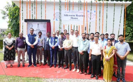 केंद्रीय रेशम बोर्ड- क्षेत्रीय रेशम उत्पादन अनुसंधान केंद्र सहसपुर, देहरादून में आदर्श एवं वहनीय रेशमकीट पालन गृह का हुआ उद्घाटन